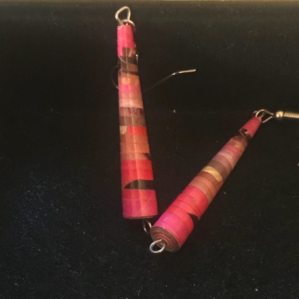 Cone drop earrings-Pink - Picture 5 of 5